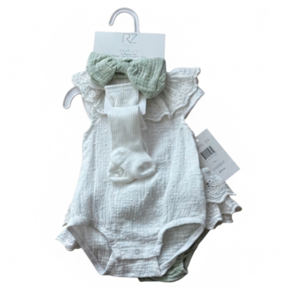Rachel Zoe White and Green Baby Set